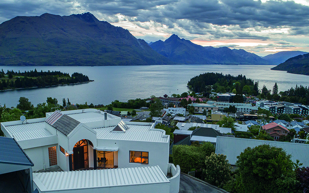 Dis Queenstown