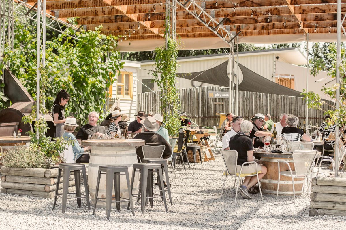 Wide View of Wine Garden 33065 F96 2 Fab 4 D53 8 D2 A25488 B F0 C B27 E0cd6605 5d29 490f 8ae0a25147b29a74