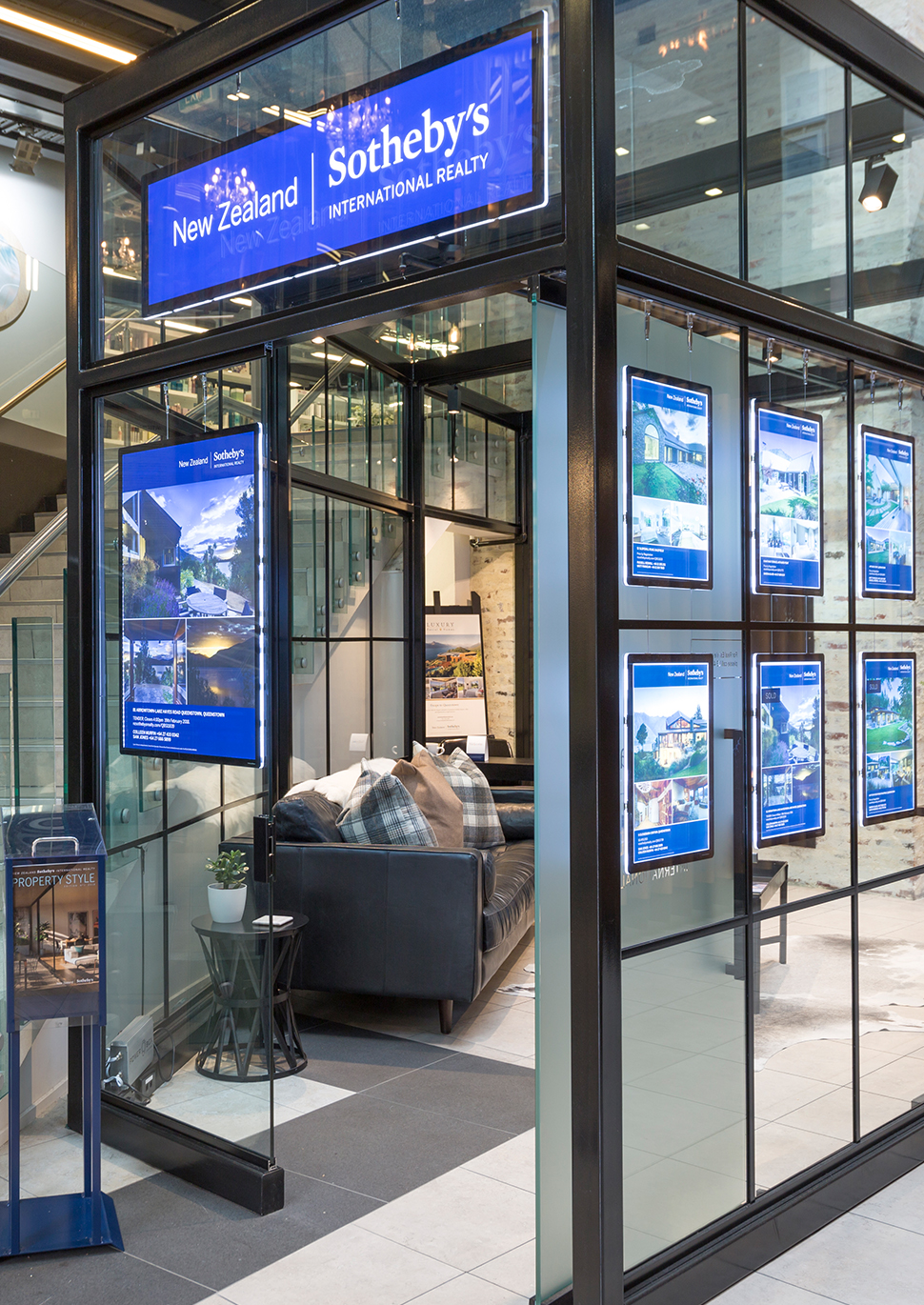 C7 Tall Queenstown Office