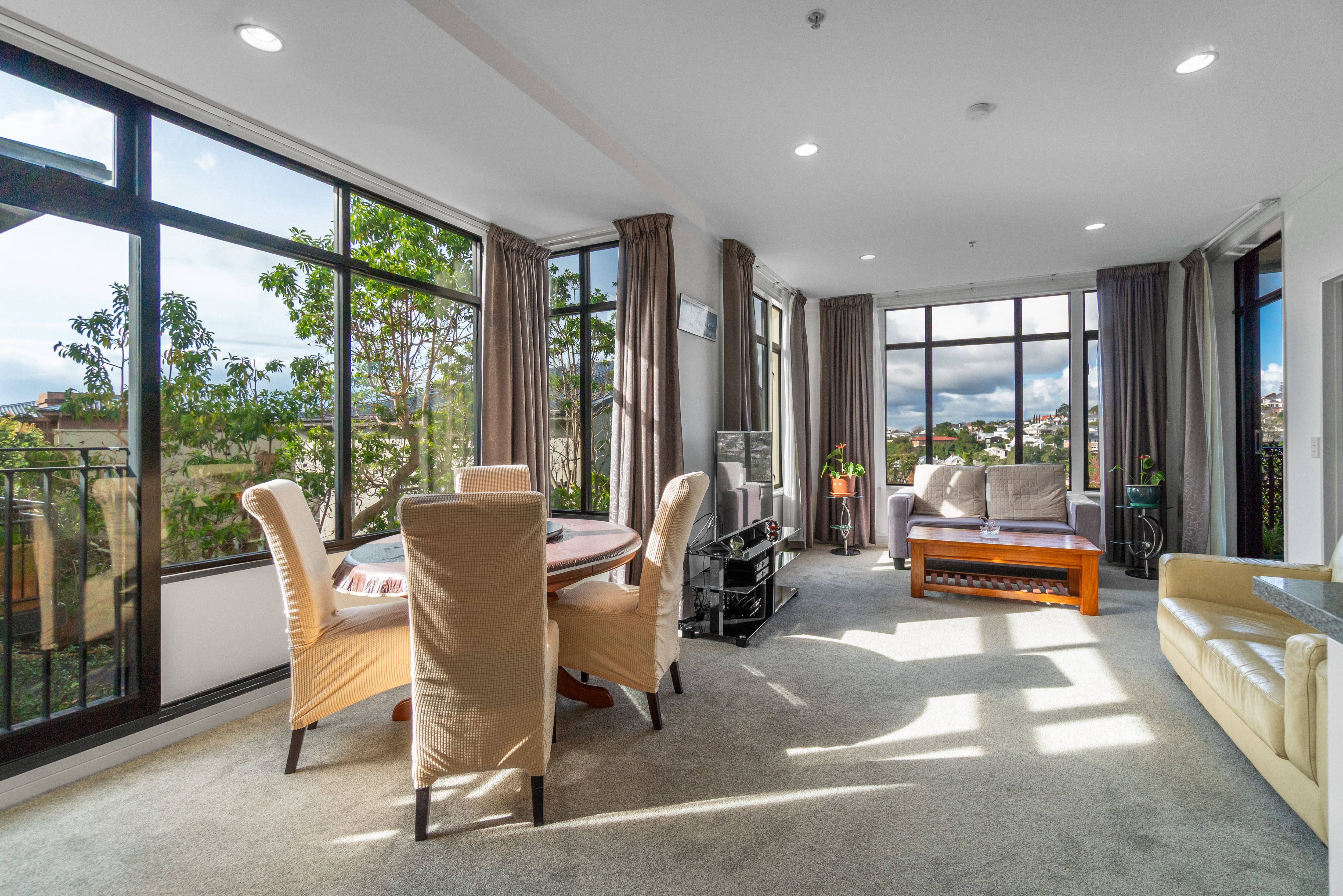 2 F38 James Cook Crescent, Remuera, Auckland City (re M10316)