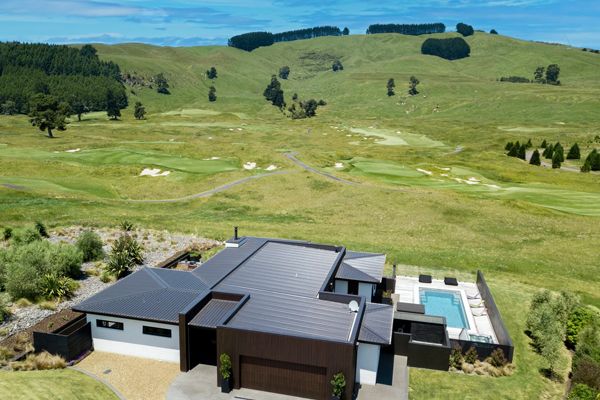 14 The Fairways, Kinloch, Taupo