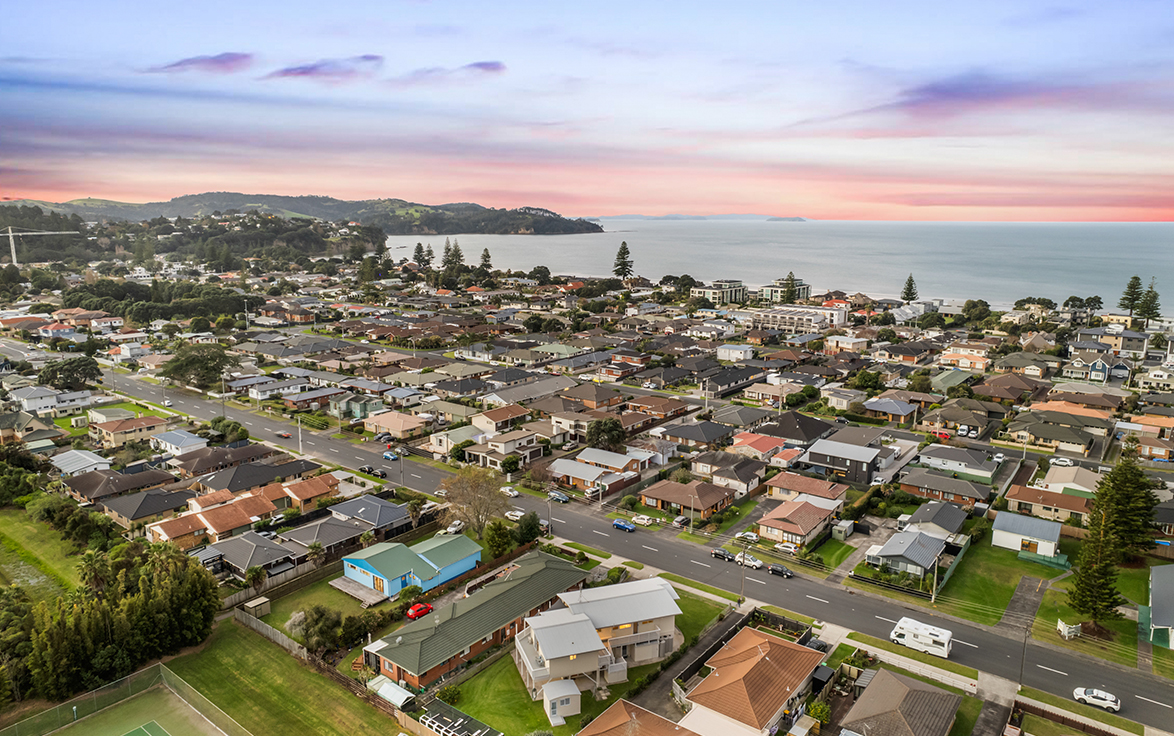 Dis C7 Coasteville Orewa